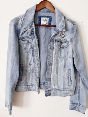 Mudd Light Blue Distressed Denim Jacket medium